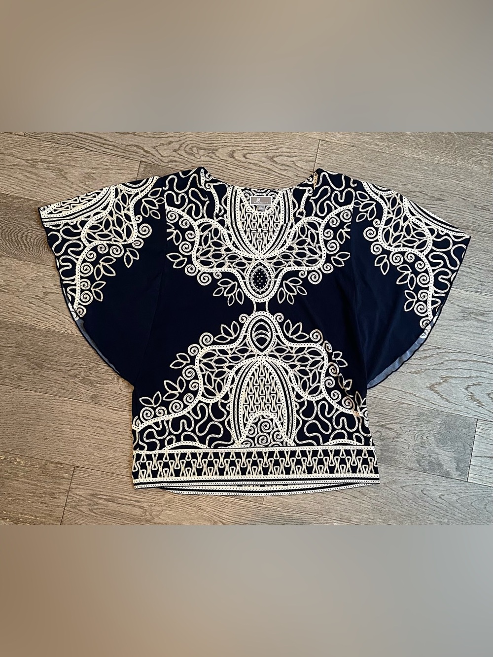 JM Collection Blue & White Short Sleeve Blouse Size L